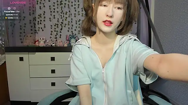 Snapshot of Yoonhee_ki chatting on May 7, 2026, 12:54 pm Yoonhee ki online show from May 7, 2026, 12:54 pm