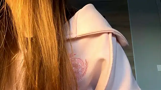 Snapshot of lisa_montana chatting on February 2, 2026, 6:23 am lisa montana online show from February 2, 2026, 6:23 am