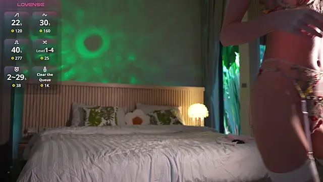 YourNaughtyMiss online show from February 6, 2026, 3:33 am