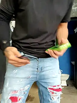 Snapshot of PIGHIGHDIRTY_p0 chatting on January 17, 2026, 5:16 pm PIGHIGHDIRTY p0 online show from January 17, 2026, 5:16 pm