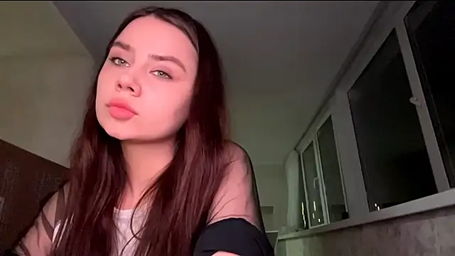 Snapshot of MiloyNoir chatting on January 6, 2026, 5:05 pm MiloyNoir online show from January 6, 2026, 5:05 pm