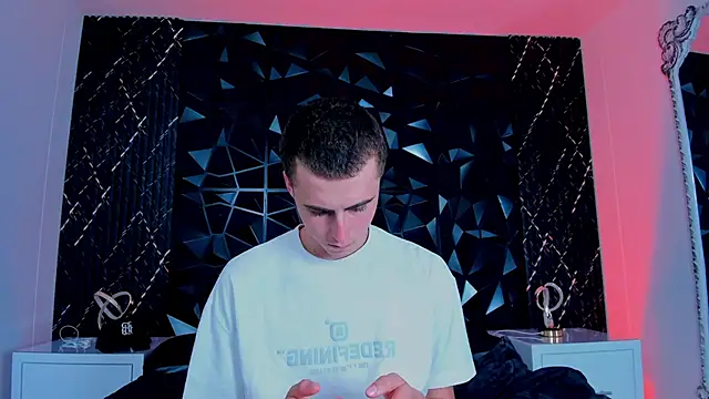 SpaceBoy1 online show from February 13, 2026, 9:11 pm