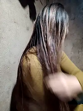 yula-bi online show from January 8, 2026, 2:03 am