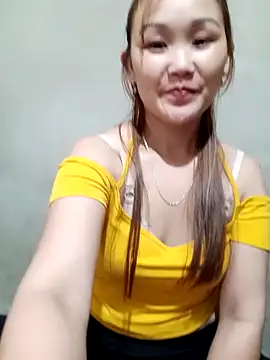 Snapshot of yula-bi chatting on May 11, 2026, 1:55 am yula-bi online show from May 11, 2026, 1:55 am