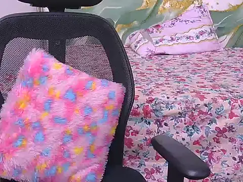 Snapshot of bold-smirthii chatting on February 28, 2026, 5:08 am bold-smirthii online show from February 28, 2026, 5:08 am