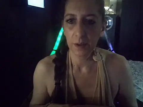 Snapshot of labelgecoquine chatting on February 2, 2026, 8:18 pm labelgecoquine online show from February 2, 2026, 8:18 pm