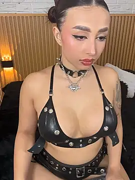 Snapshot of Electra_Joness chatting on February 18, 2026, 12:28 am Electra Joness online show from February 18, 2026, 12:28 am