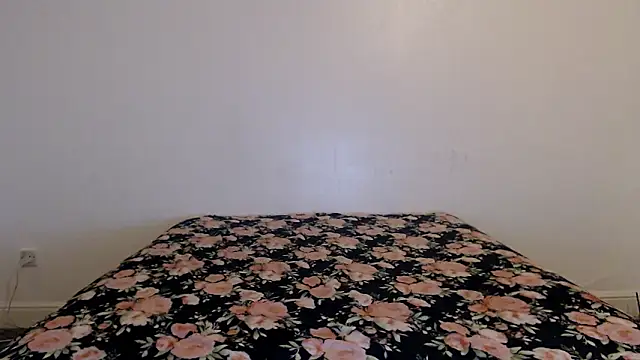 Snapshot of Stella_John chatting on February 1, 2026, 7:18 am Stella John online show from February 1, 2026, 7:18 am