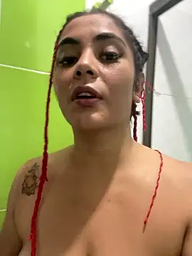 CHLOE EF online show from January 14, 2026, 2:39 am