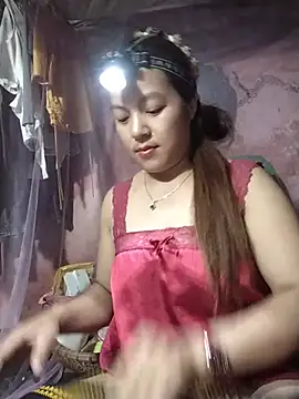 Snapshot of Lucky_cutee chatting on June 30, 2026, 1:23 pm Lucky cutee online show from June 30, 2026, 1:23 pm
