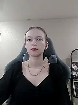 Yzi online show from December 23, 2025, 9:51 am