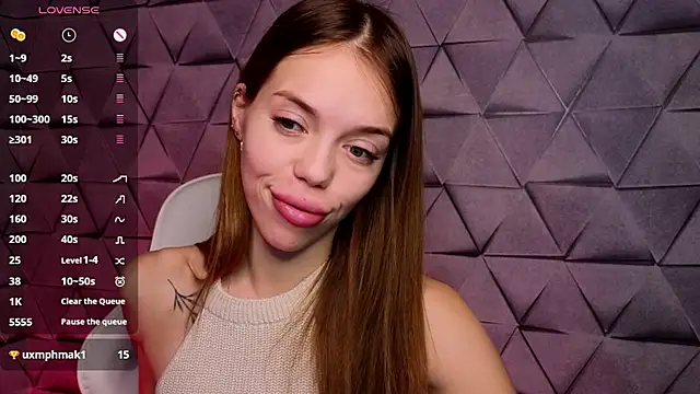 SofieSien online show from December 23, 2025, 2:09 am