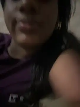 amorasecy online show from July 4, 2026, 9:43 pm