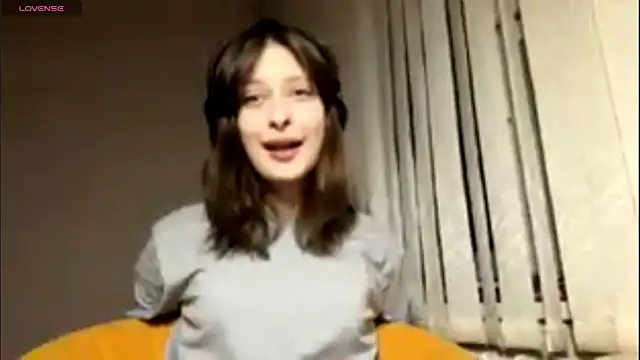 FlorenciaSciarra online show from January 10, 2026, 7:15 pm