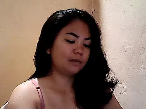 Snapshot of MissWetty chatting on January 10, 2026, 7:37 pm MissWetty online show from January 10, 2026, 7:37 pm