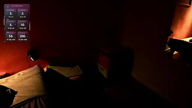 Snapshot of CURLY_LATINA_ chatting on February 16, 2026, 2:51 am CURLY LATINA online show from February 16, 2026, 2:51 am