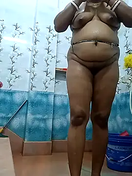 Hot-Angale online show from April 19, 2026, 7:18 am