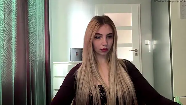 Snapshot of TeenLily chatting on May 14, 2026, 4:25 pm TeenLily online show from May 14, 2026, 4:25 pm