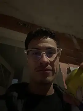 Latin Paisa Boy online show from April 14, 2026, 4:29 am