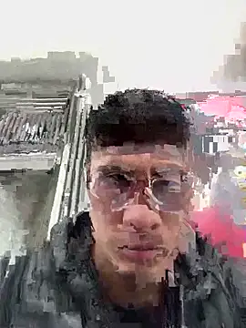 Snapshot of Latin_Paisa_Boy chatting on April 20, 2026, 5:37 pm Latin Paisa Boy online show from April 20, 2026, 5:37 pm