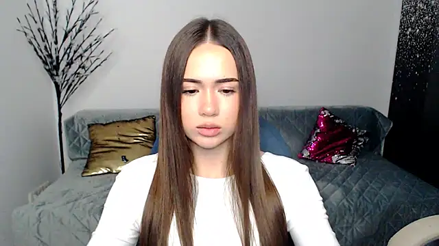 heiley love online show from December 22, 2025, 4:15 pm