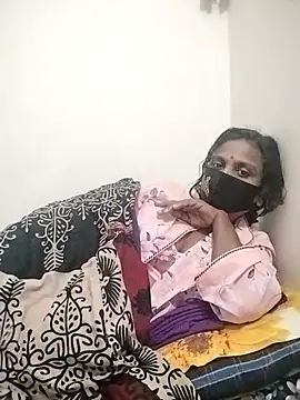 Hot Sweety02 online show from January 14, 2026, 10:36 pm