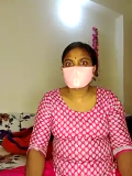 Snapshot of Hot_Sweety02 chatting on February 16, 2026, 9:33 pm Hot Sweety02 online show from February 16, 2026, 9:33 pm