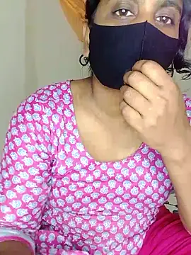 Snapshot of Hot_Sweety02 chatting on March 11, 2026, 1:33 am Hot Sweety02 online show from March 11, 2026, 1:33 am