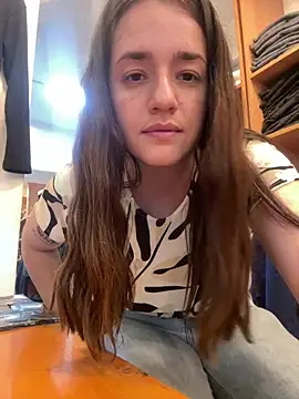 lele202526 online show from March 16, 2026, 6:56 pm