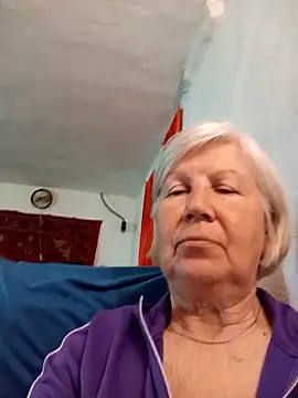 KlaudiaDarling online show from April 9, 2026, 7:14 am