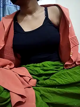 SexyNoor online show from January 5, 2026, 7:06 pm