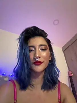 LunaisBack online show from April 3, 2026, 12:19 am