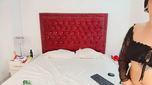 Jaden and sofia online show from April 8, 2026, 2:55 am