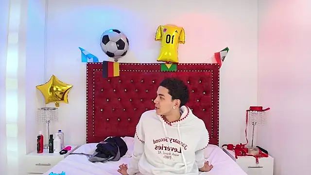 Jaden and sofia online show from June 23, 2026, 3:15 am