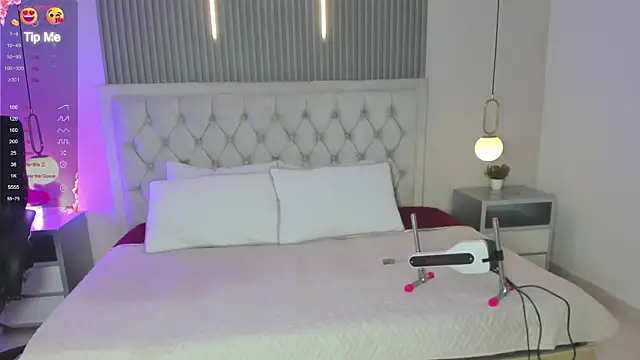 Chloe dolls18 online show from January 8, 2026, 9:06 pm