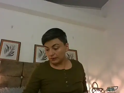 kat paradise online show from February 17, 2026, 11:50 am