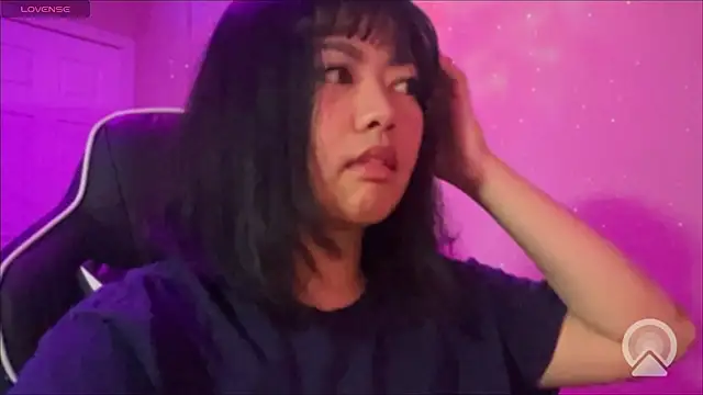 kuromixx444 online show from February 13, 2026, 7:59 am