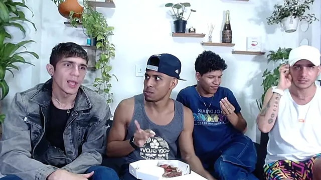 Interracial Snow Bunny online show from February 21, 2026, 9:16 pm