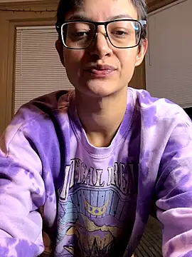 Snapshot of FaiiryArii chatting on January 8, 2026, 7:10 am FaiiryArii online show from January 8, 2026, 7:10 am