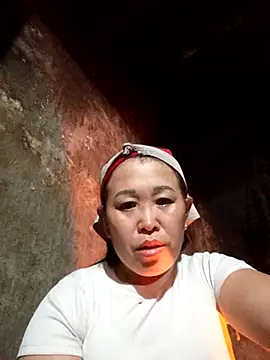 dakota-kis online show from February 12, 2026, 12:05 am