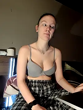 Mia mueller online show from January 8, 2026, 5:21 am