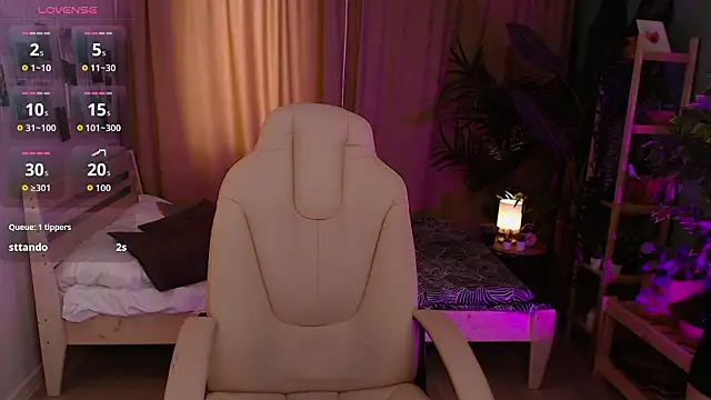 Snapshot of Haya_Harareet chatting on March 3, 2026, 7:47 am Haya Harareet online show from March 3, 2026, 7:47 am