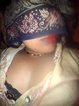 Couples9090 online show from January 14, 2026, 5:40 pm