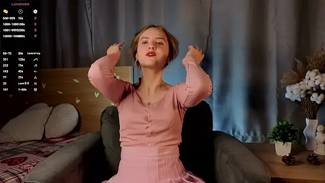 Snapshot of RennaHettes chatting on February 10, 2026, 1:21 am RennaHettes online show from February 10, 2026, 1:21 am