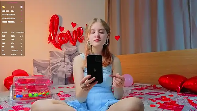 Snapshot of RennaHettes chatting on February 17, 2026, 1:02 am RennaHettes online show from February 17, 2026, 1:02 am