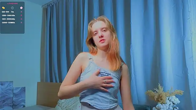 RennaHettes online show from March 25, 2026, 1:11 am