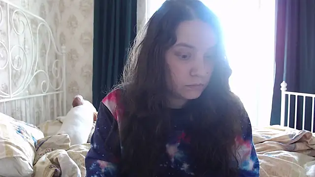 AmazingAllice online show from May 16, 2026, 2:49 pm