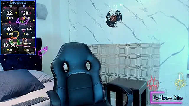 asher lux online show from April 11, 2026, 8:57 pm