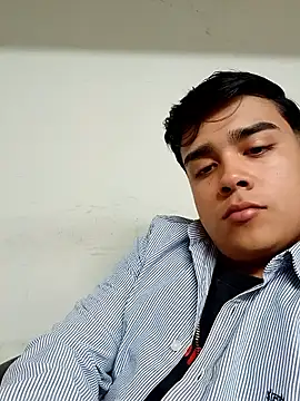 Snapshot of Yosoyelmismo-6737 chatting on January 11, 2026, 11:10 pm Yosoyelmismo-6737 online show from January 11, 2026, 11:10 pm