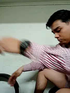 Yosoyelmismo-6737 online show from February 22, 2026, 10:30 pm